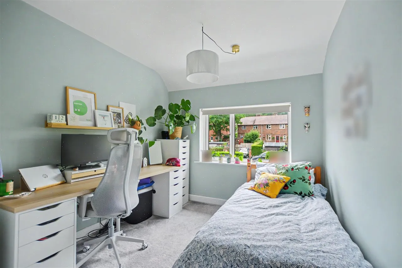 Hensons Square, Bramcote, NG9, photo 9