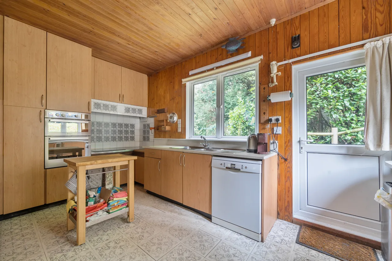 Farnham Lane, Haslemere, GU27, photo 7