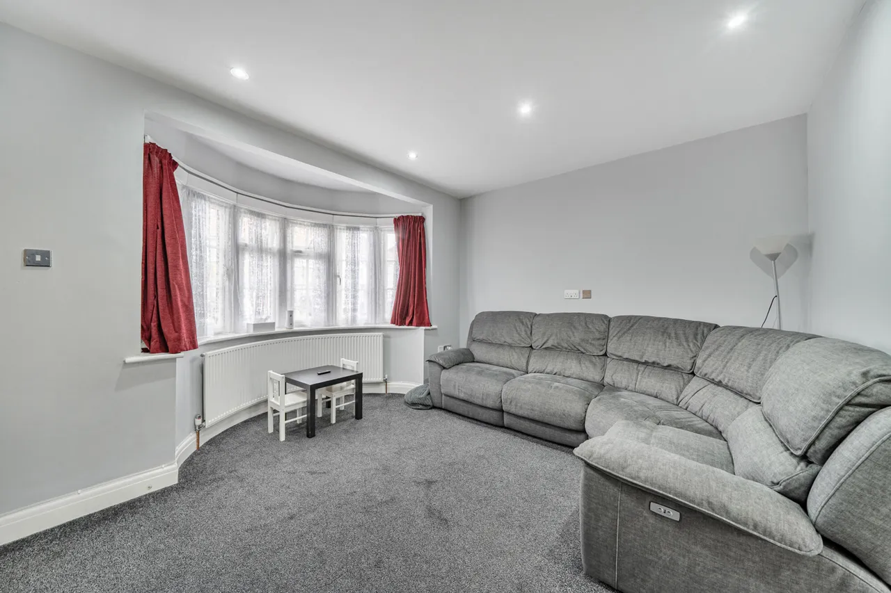 Hartland Drive, Ruislip, HA4, photo 12
