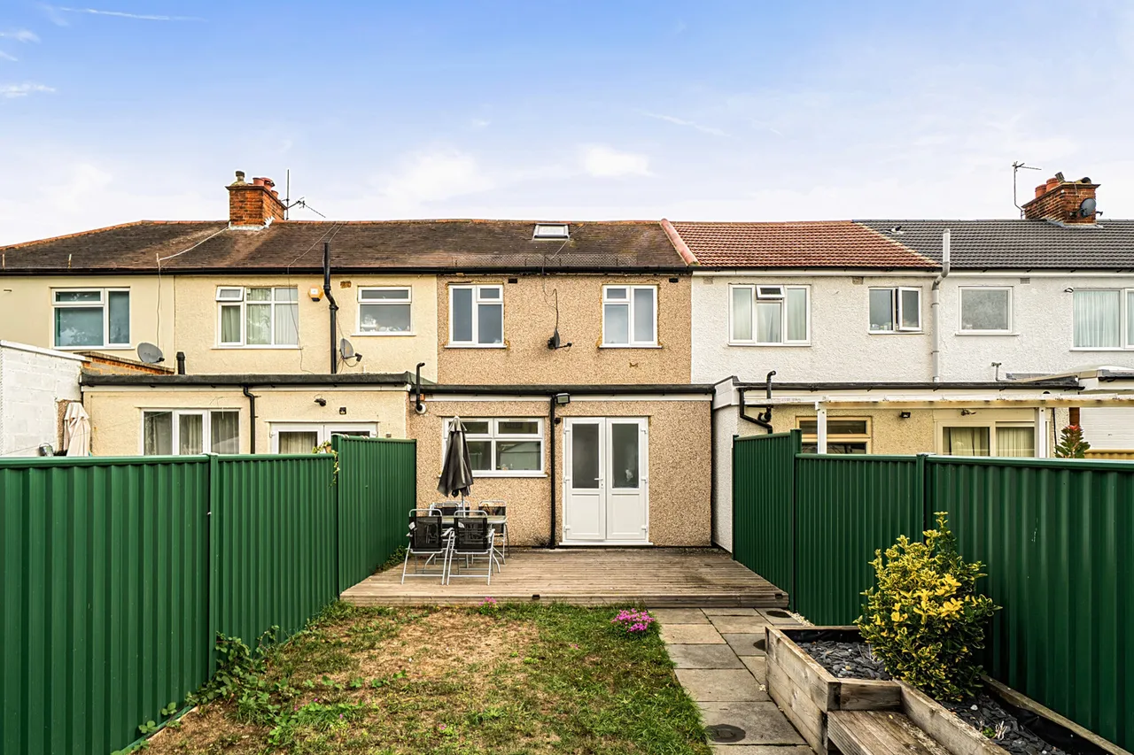 Hartland Drive, Ruislip, HA4, photo 9