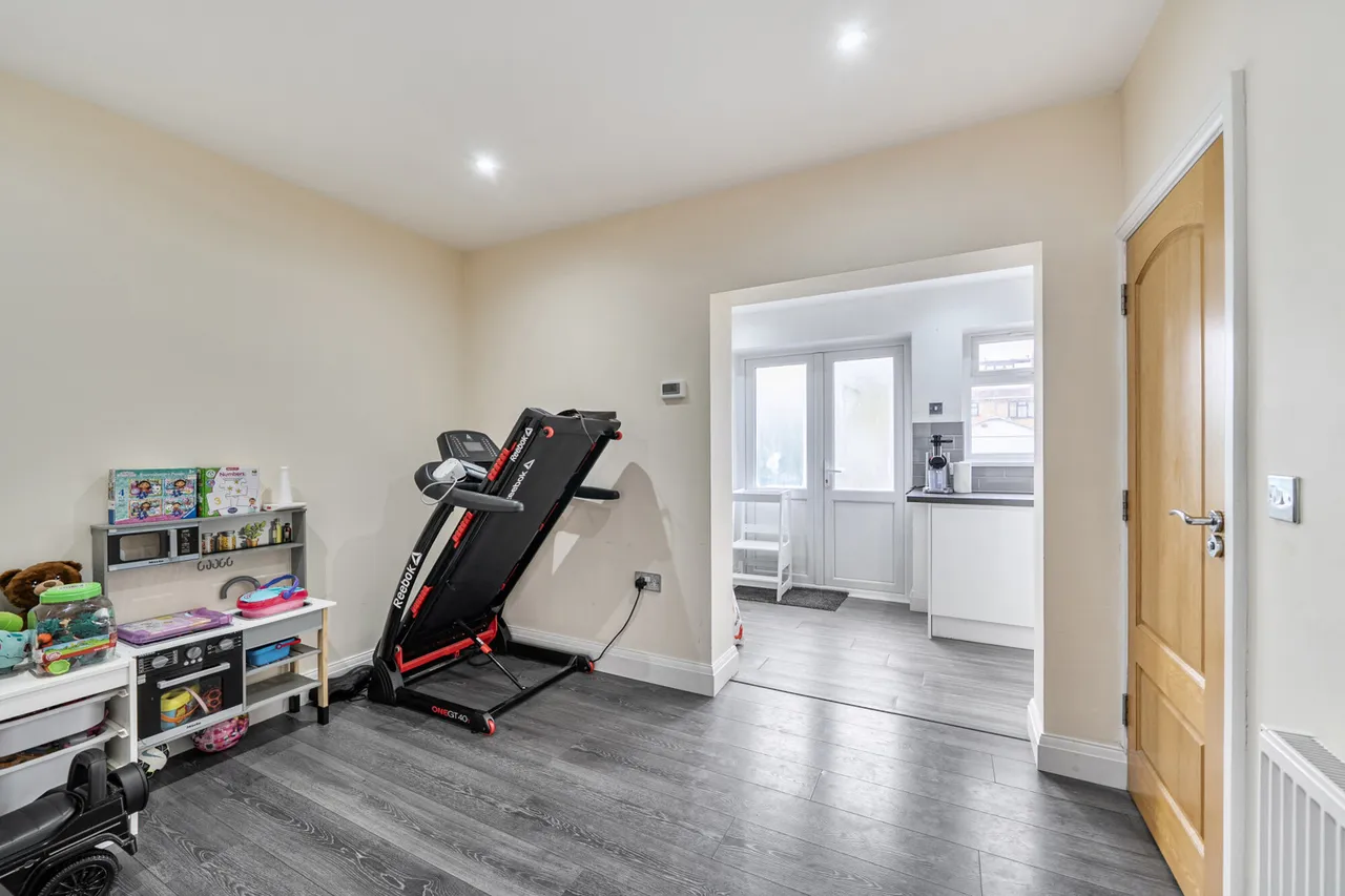 Hartland Drive, Ruislip, HA4, photo 11