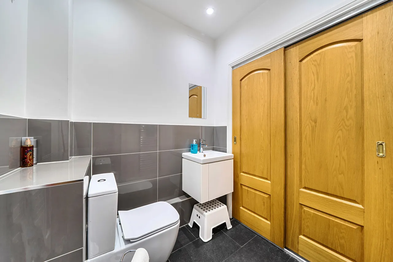 Hartland Drive, Ruislip, HA4, photo 6