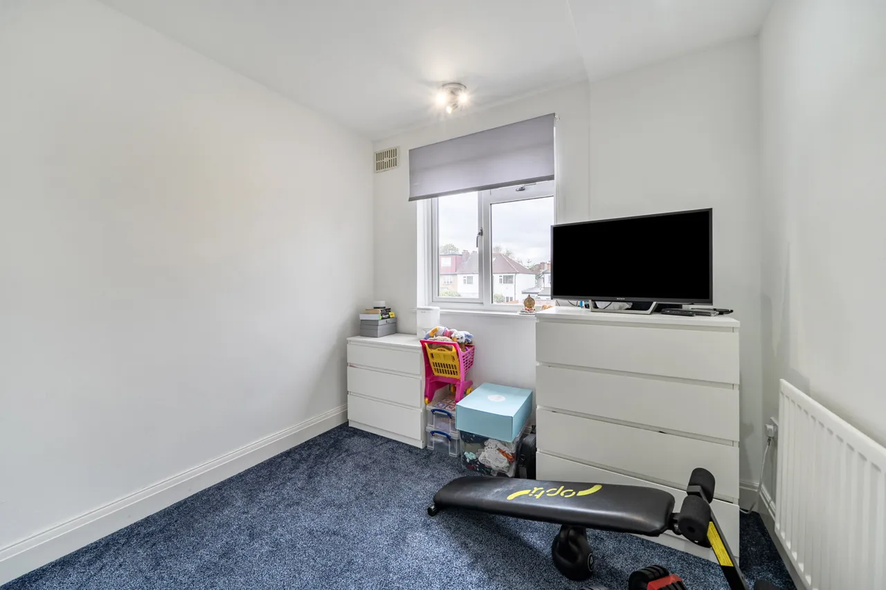 Hartland Drive, Ruislip, HA4, photo 17