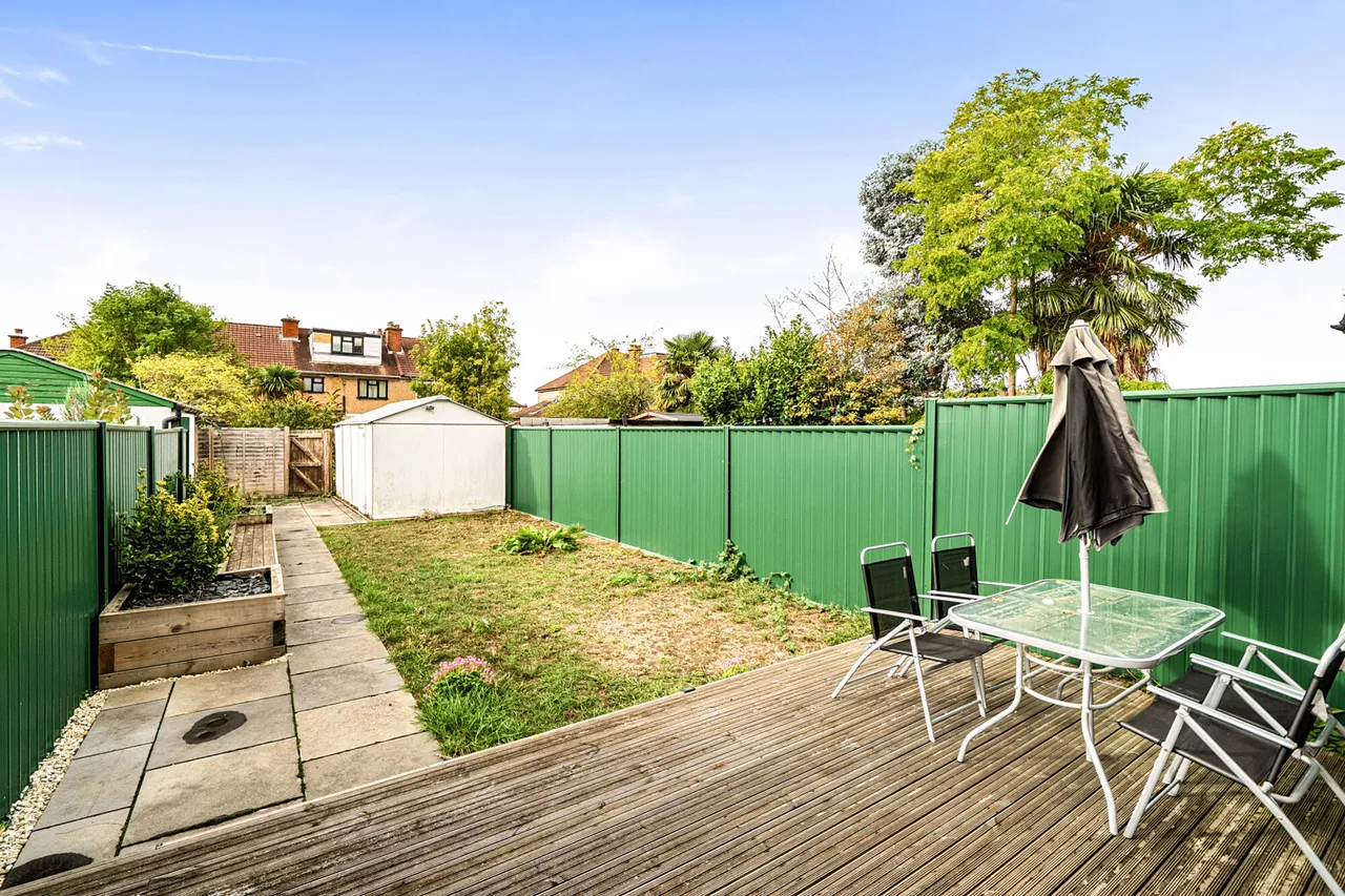Hartland Drive, Ruislip, HA4, photo 10
