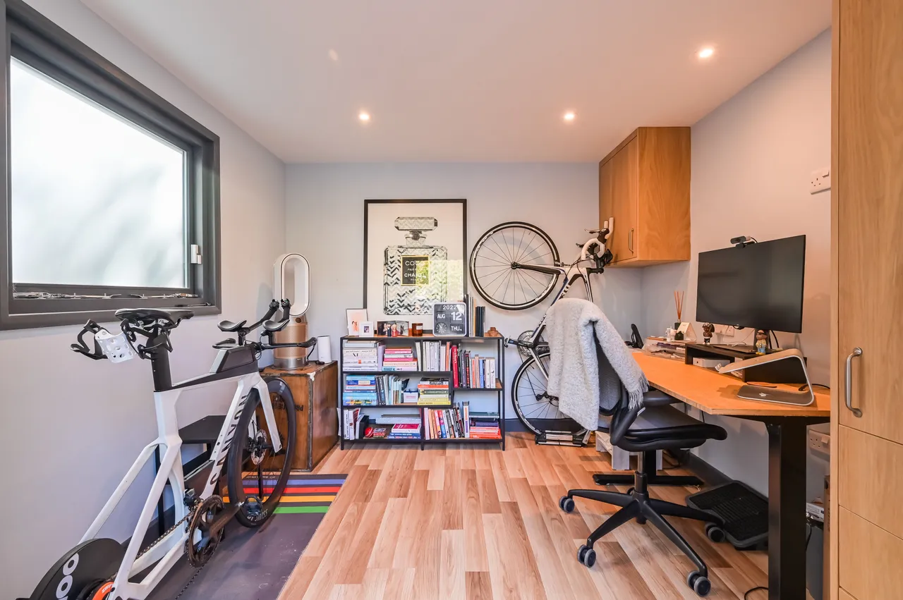Brightgem Lodge, 114 Grosvenor Avenue, London, photo 10