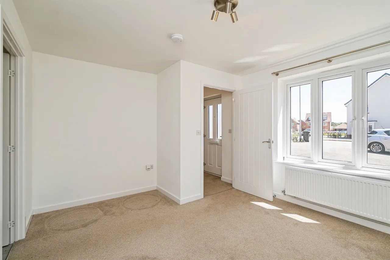 Cunningham Drive, Eye, photo 7