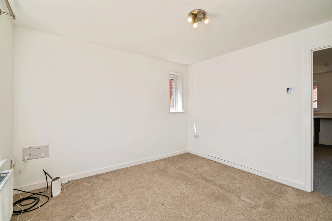 Cunningham Drive, Eye, photo 9