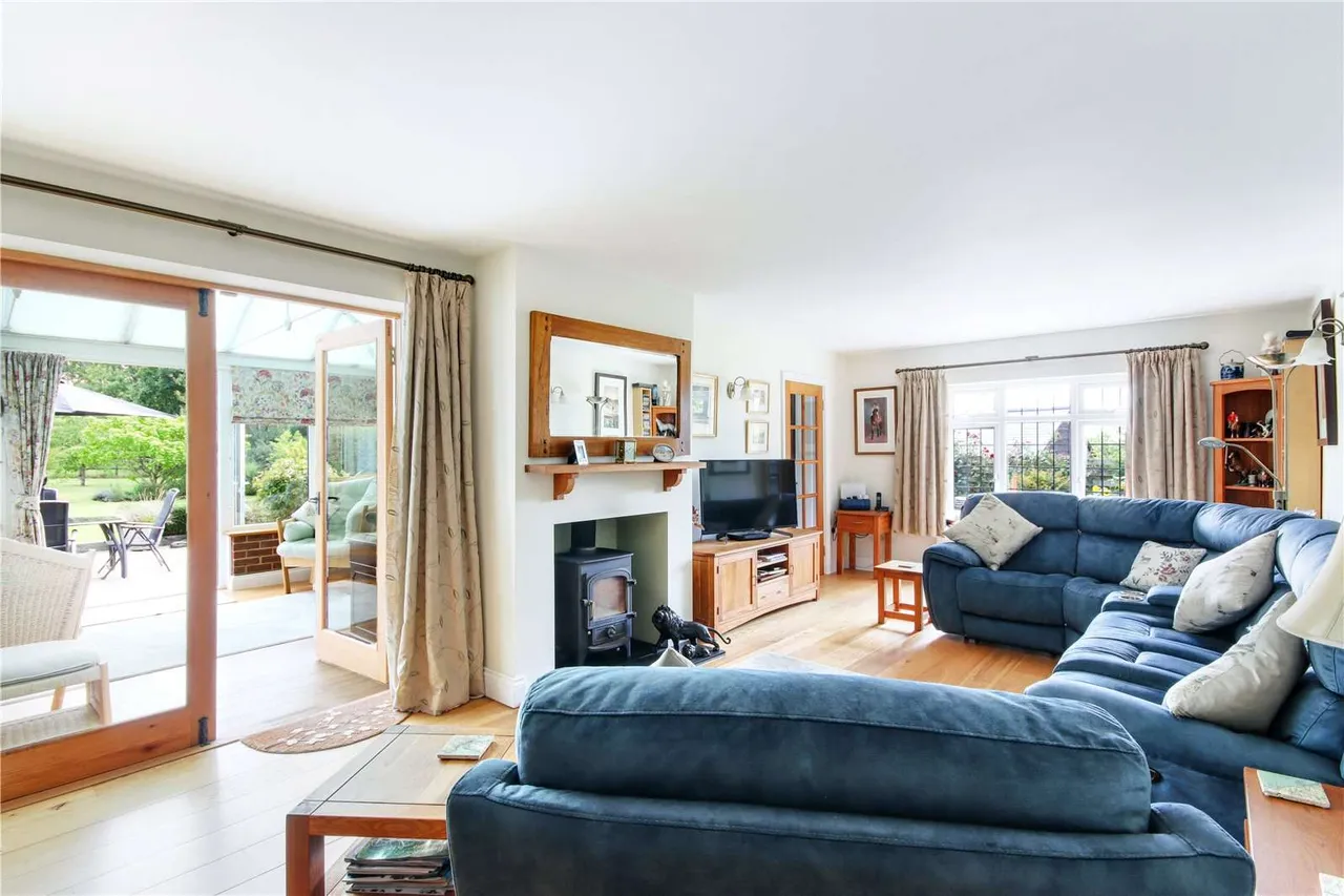 Cranbrook Road, Benenden, Cranbrook, Kent, TN17 4EU, photo 3