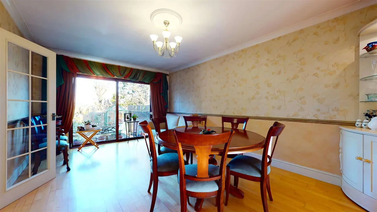 The Drive, Buckhurst Hill, photo 7