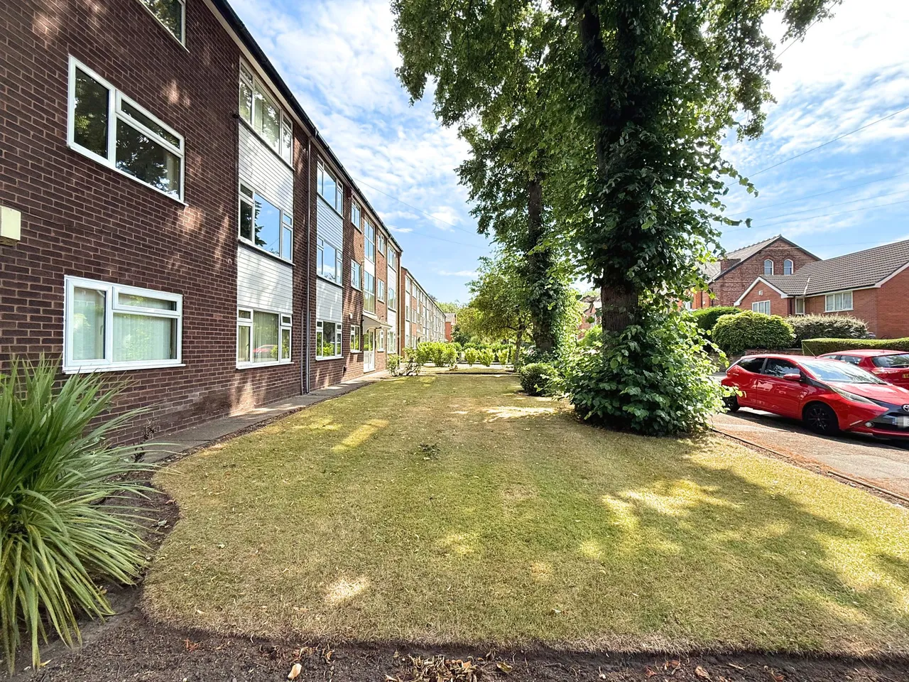 Rookfield Avenue, Sale, photo 13