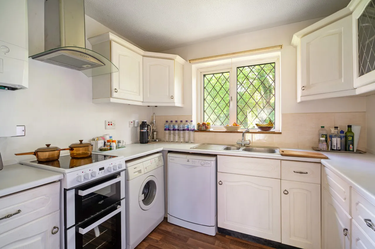 Taylor Close, St. Albans, AL4, photo 3