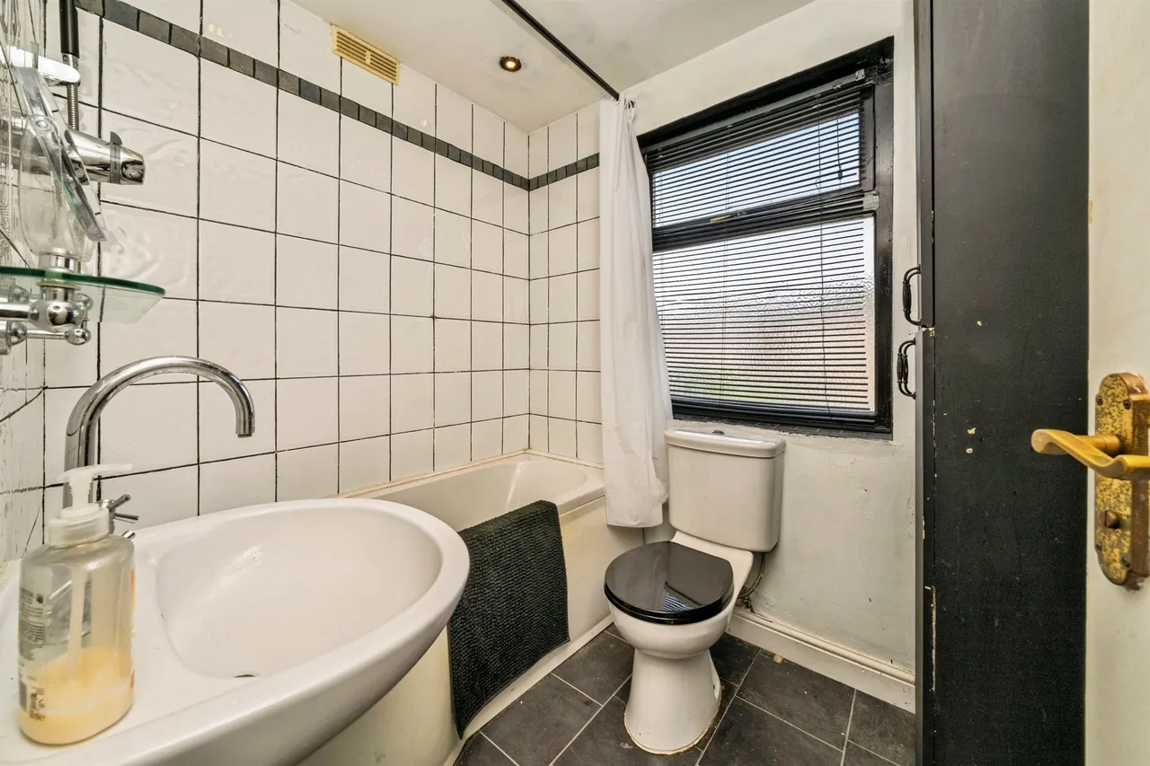 Thirlmere Drive, Wallasey, CH45, photo 18