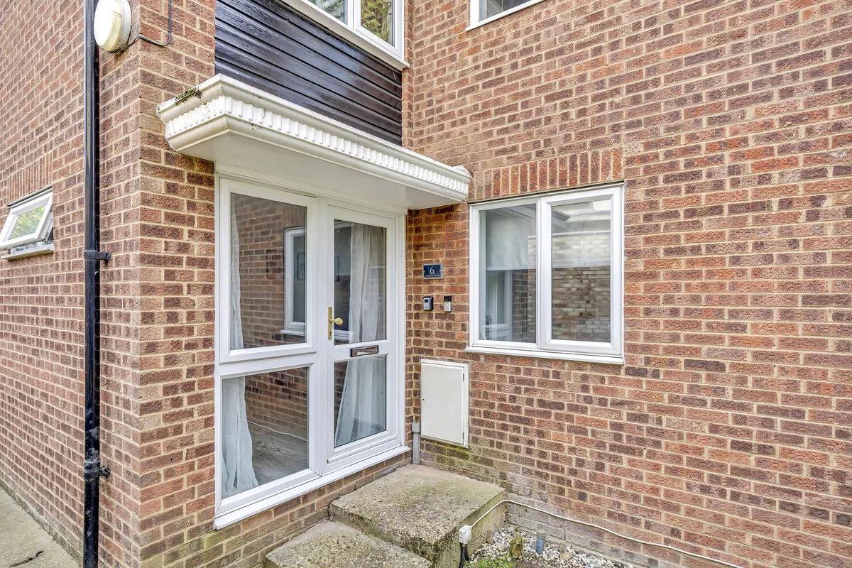 Linley Crescent, Romford, RM7 8RE, photo 4