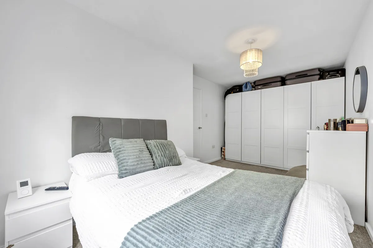 Linley Crescent, Romford, RM7 8RE, photo 11