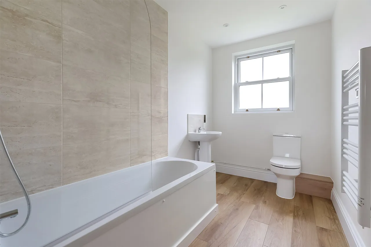 Brickhouse Lane, Newchapel, RH7, photo 6