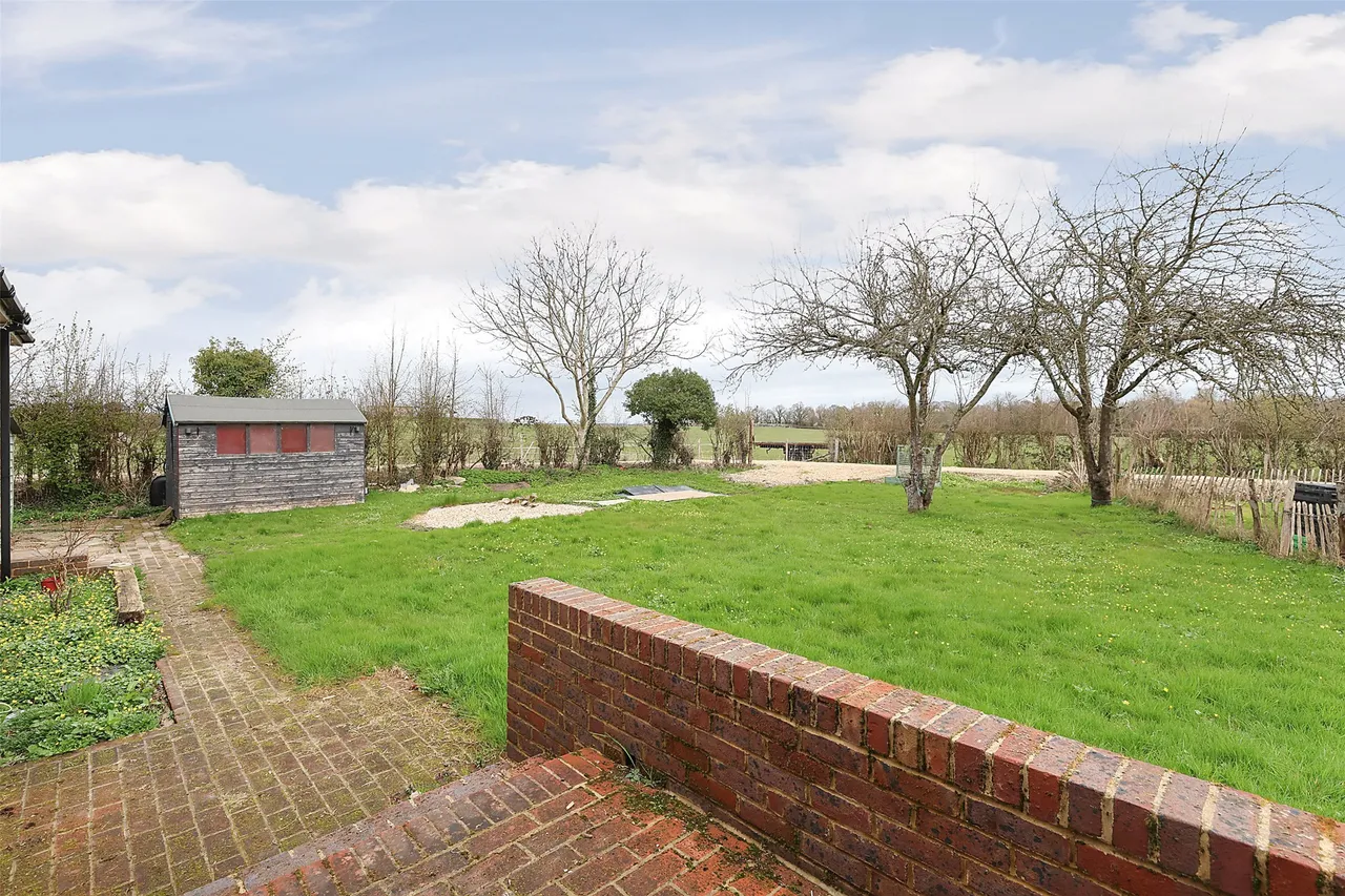 Brickhouse Lane, Newchapel, RH7, photo 8