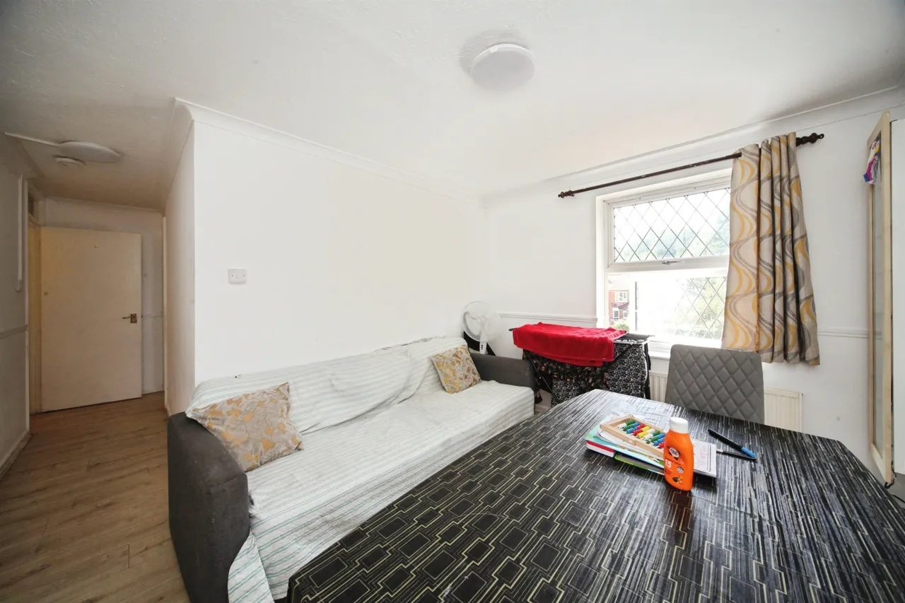 Ridgway Road, Luton, LU2, photo 4