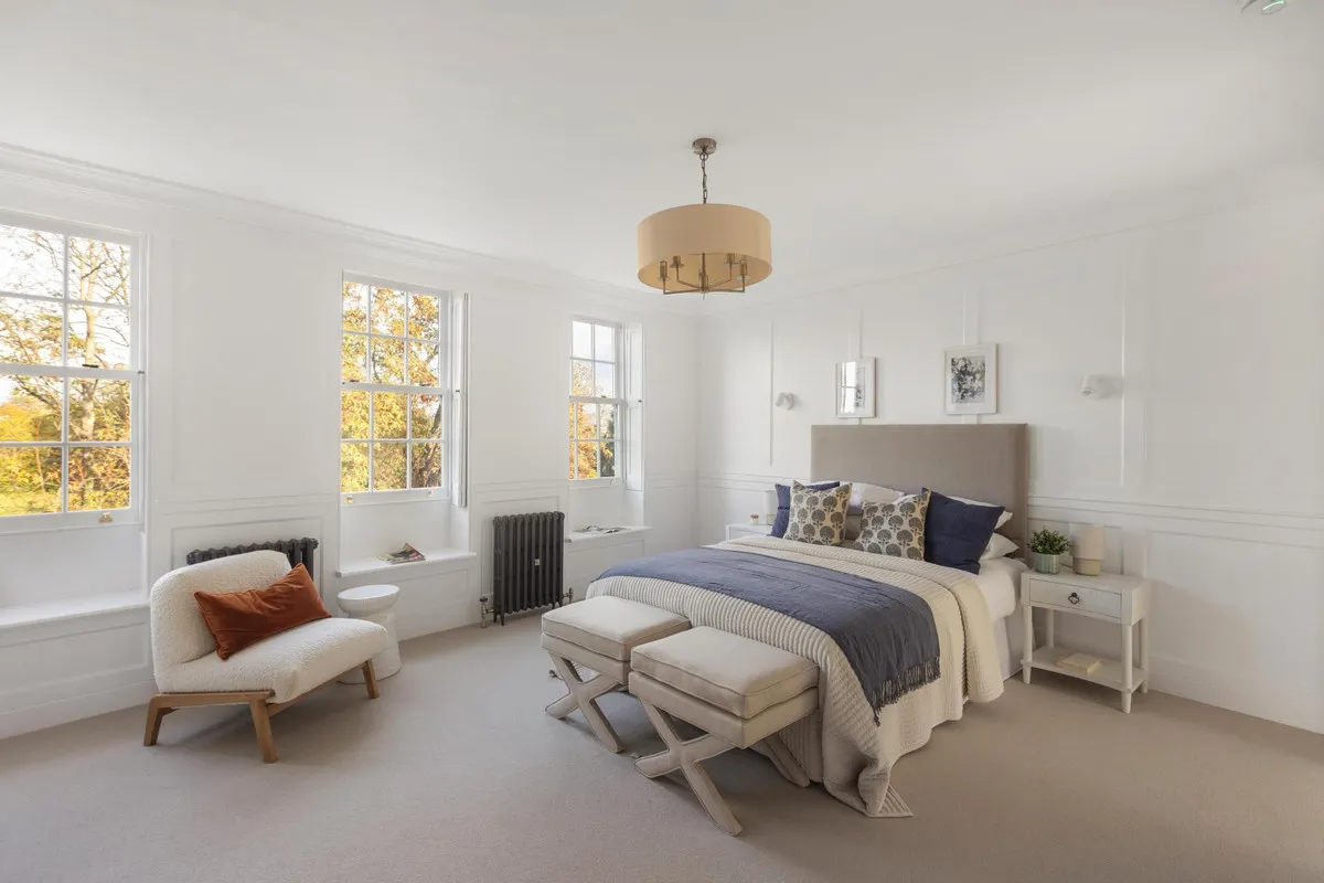Chiswick Lane South, London, W4, photo 16