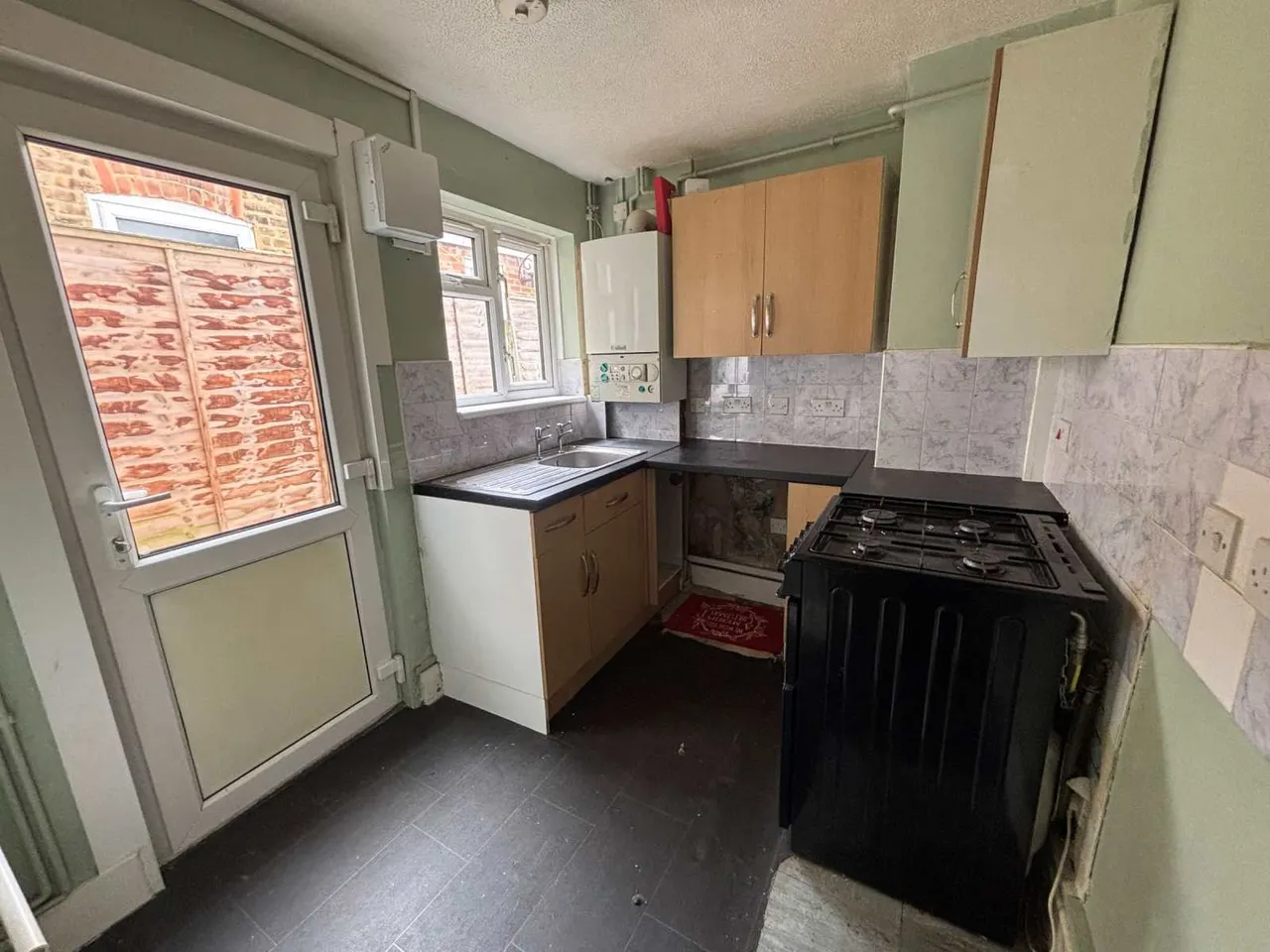 Gordon Road, Chatham, Kent, ME4 5LR, photo 4