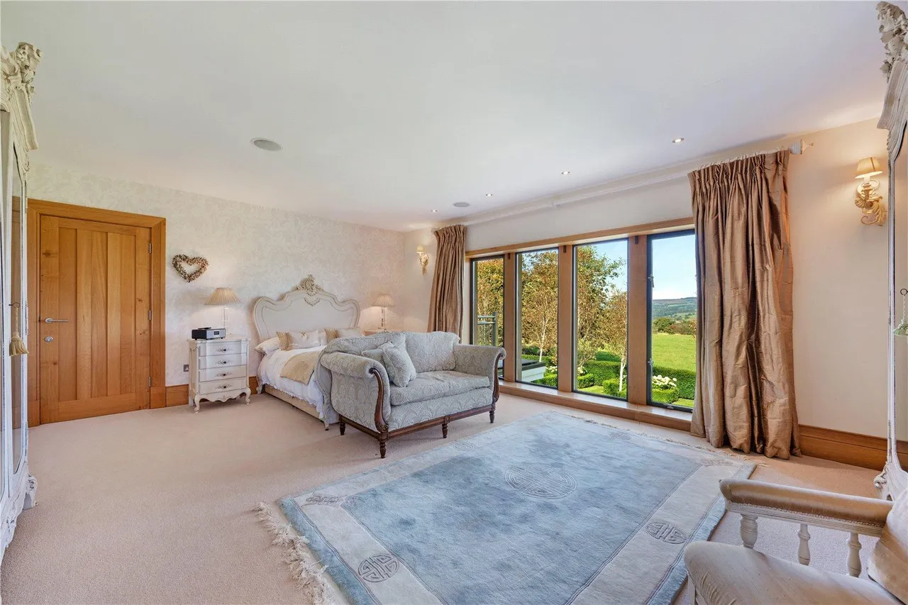 Ribchester Road, Clayton Le Dale, photo 43