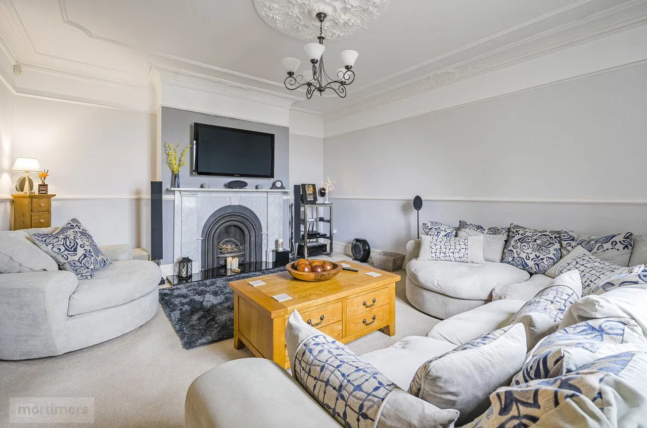 Belthorn Road, Belthorn, BB1, photo 4