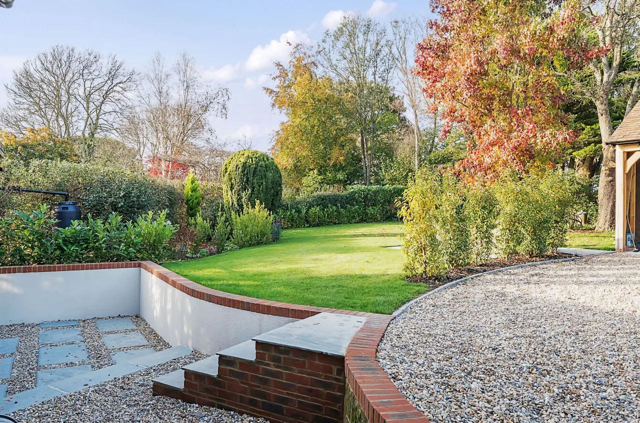 Bell Lane, Splaynes Green, Uckfield, East Sussex, TN22 3TP, photo 11