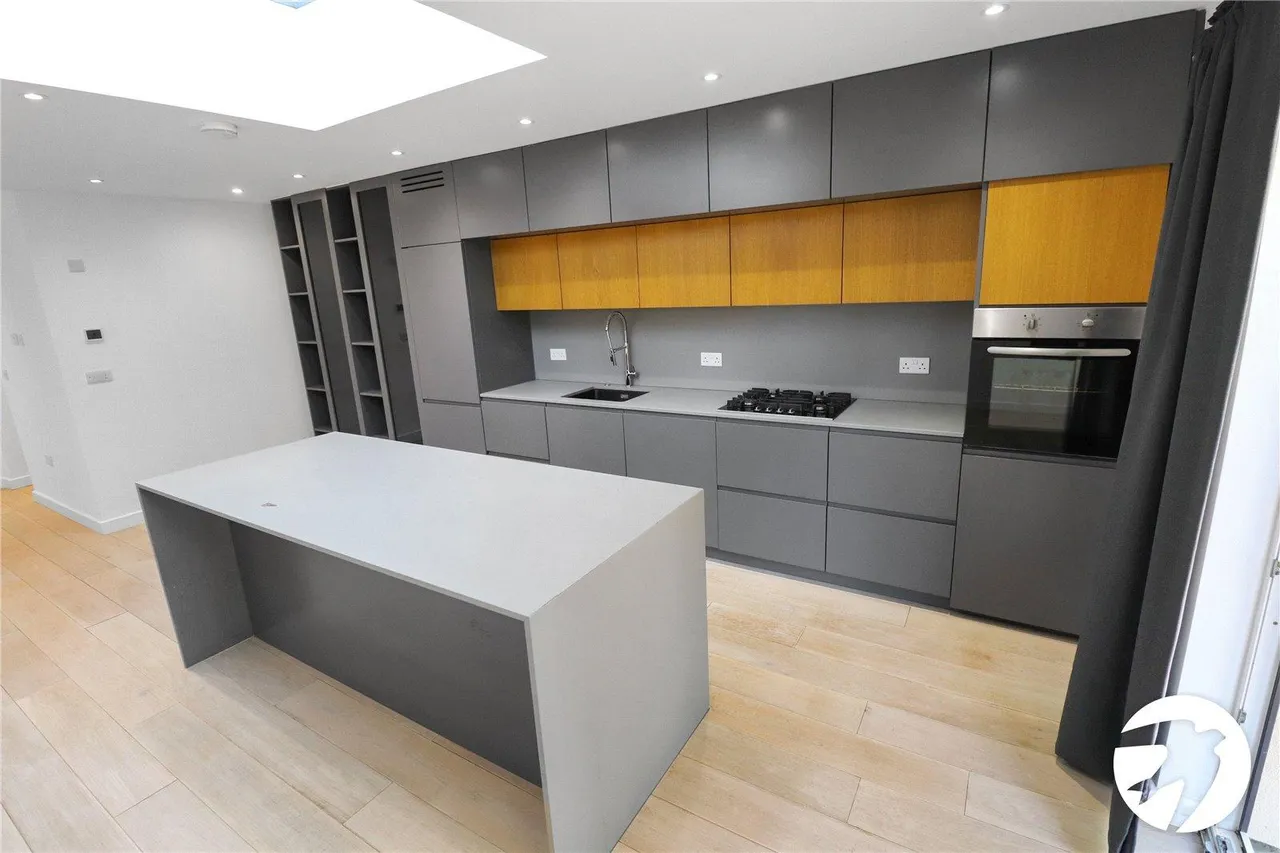 Friars Walk, Abbey Wood, SE2, photo 2
