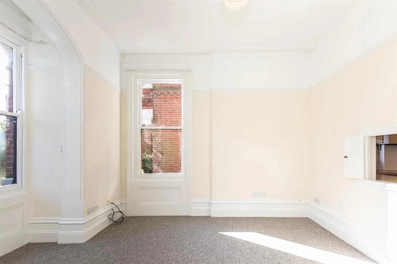 11 Downview Road, Worthing, photo 11