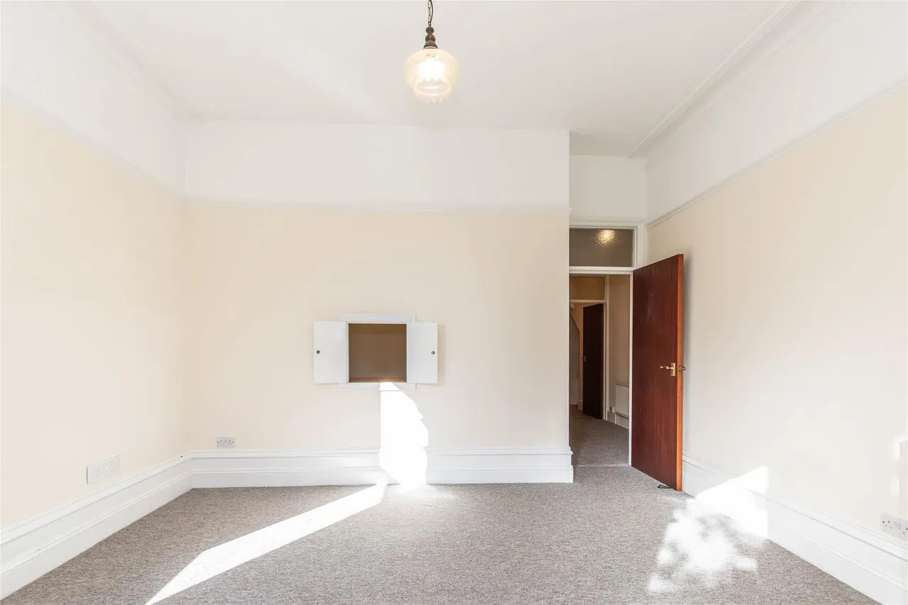11 Downview Road, Worthing, photo 13