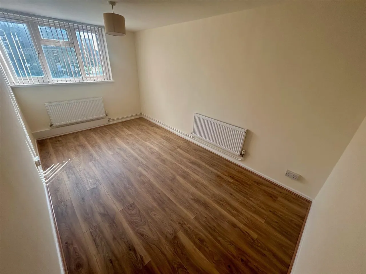 Overstrand House, Sunrise Avenue, Hornchurch, RM12 4YN, photo 5