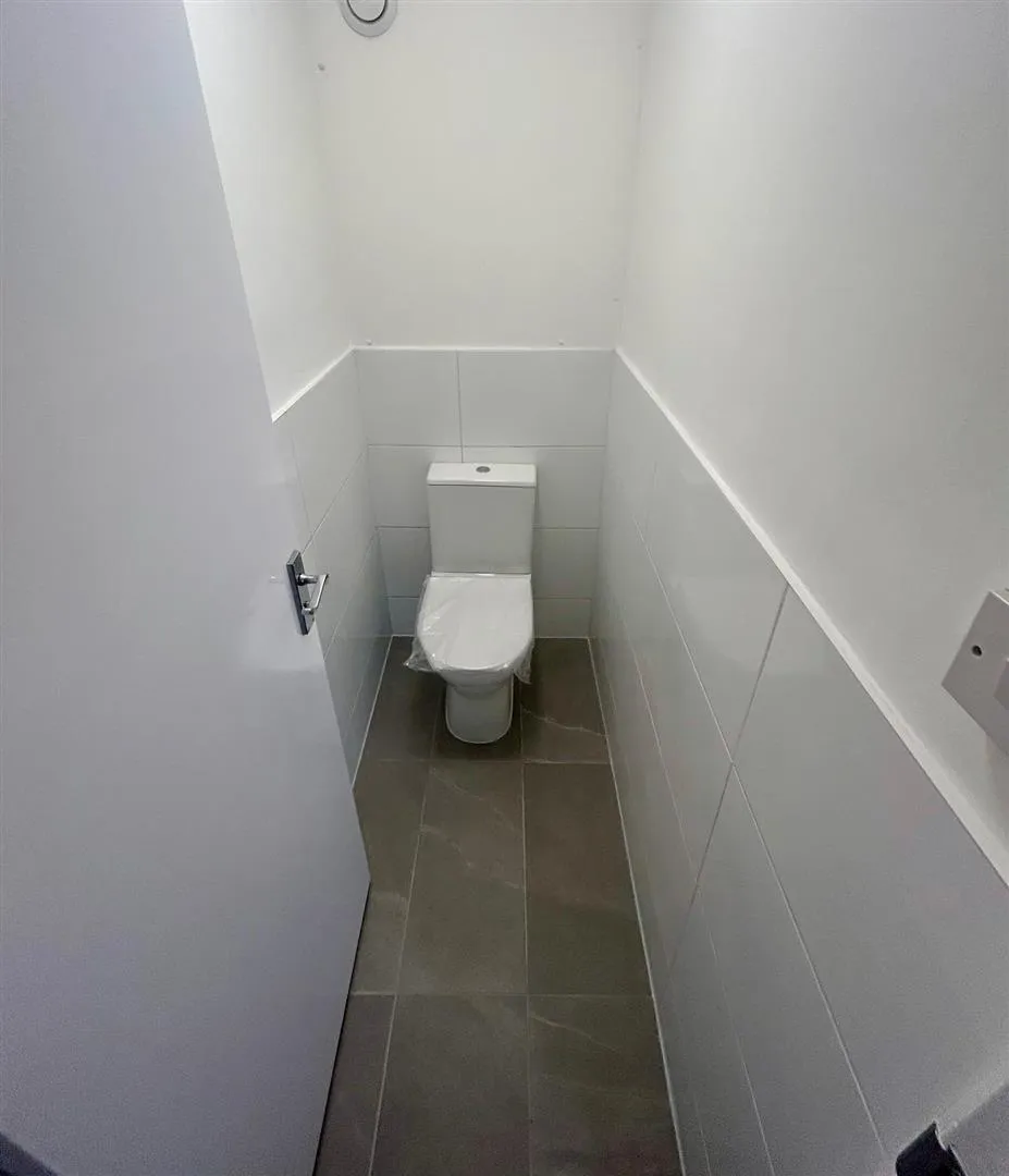 Overstrand House, Sunrise Avenue, Hornchurch, RM12 4YN, photo 7