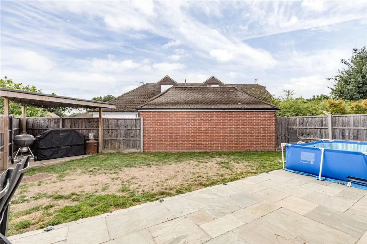 Park Close, Byfleet, West Byfleet, Su..., photo 17