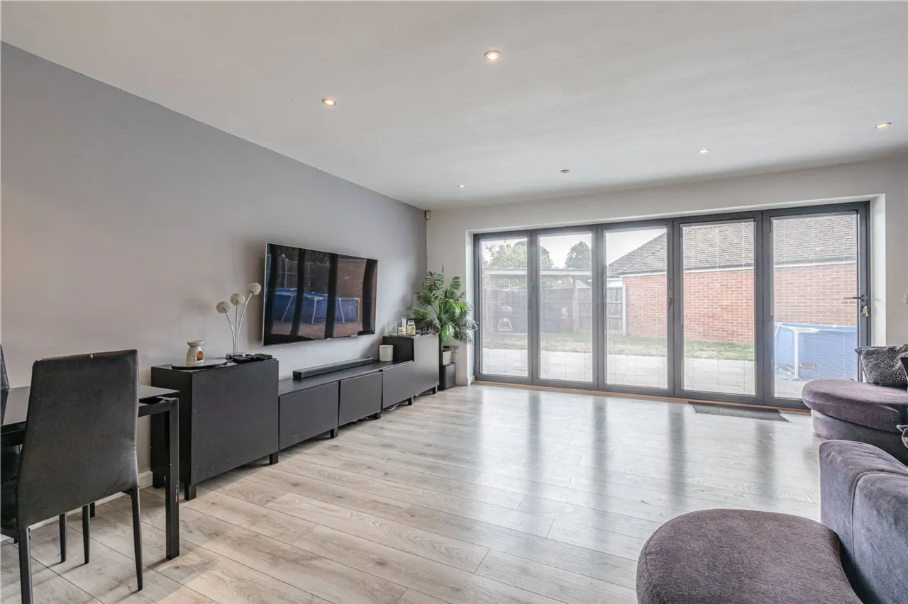 Park Close, Byfleet, West Byfleet, Su..., photo 9