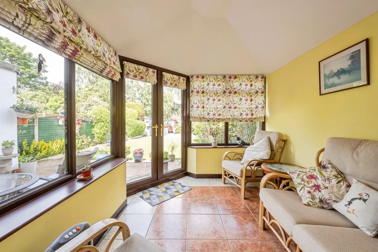 The Grove, Wheatley Hills, DN2, photo 5