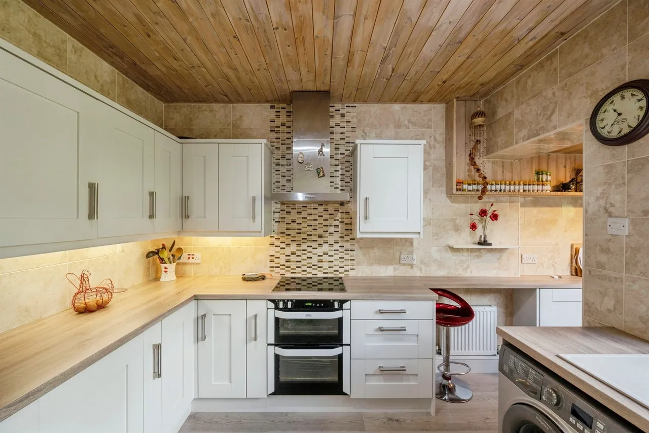 The Grove, Wheatley Hills, DN2, photo 10