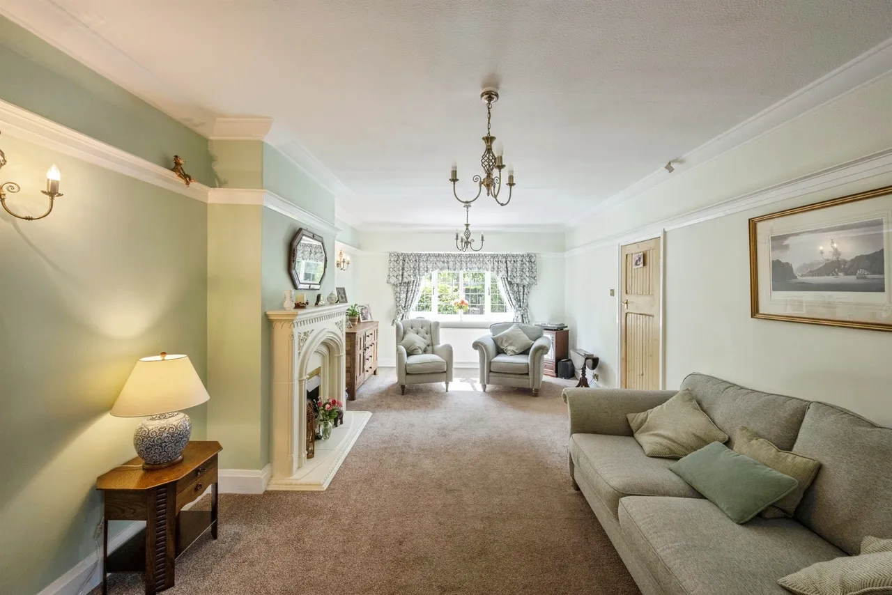 The Grove, Wheatley Hills, DN2, photo 7