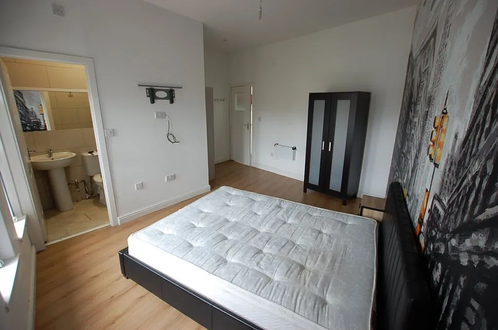 Cork Street, Ashton-under-Lyne, Greater Manchester, OL6, photo 6