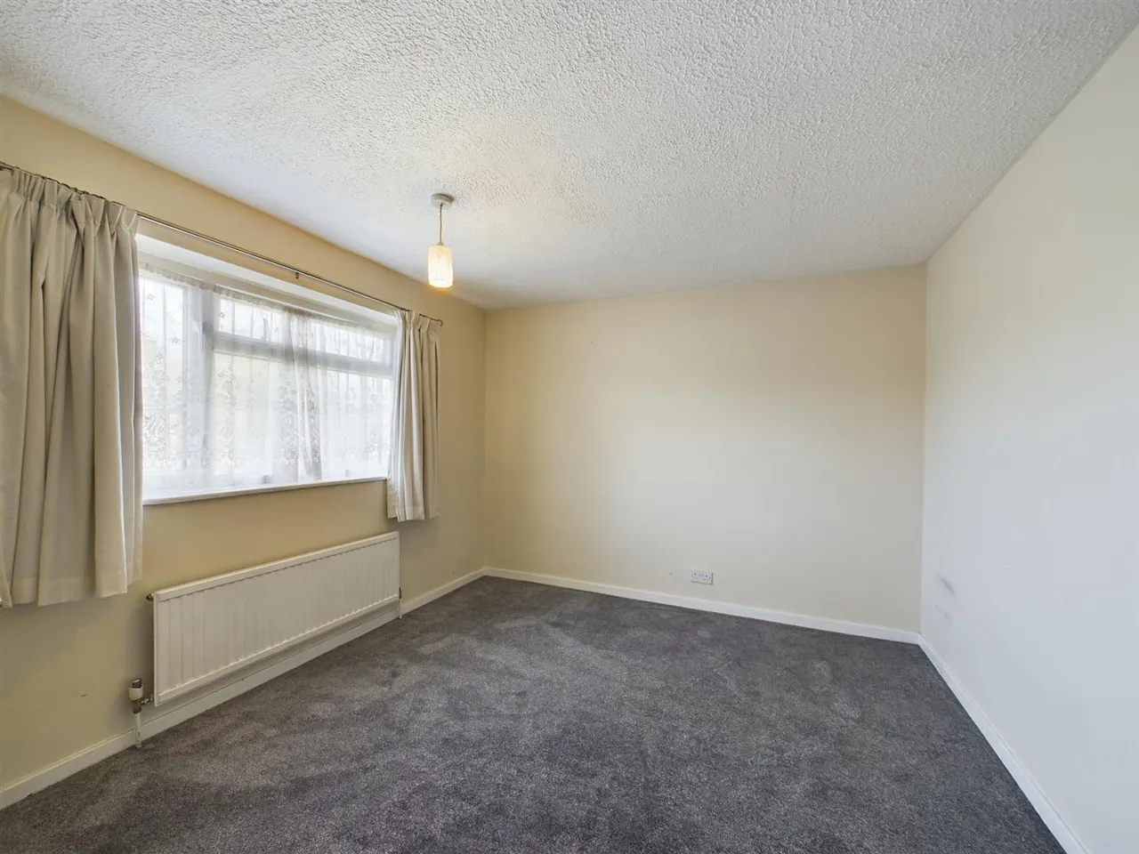Baker Close, Southgate, RH10, photo 7