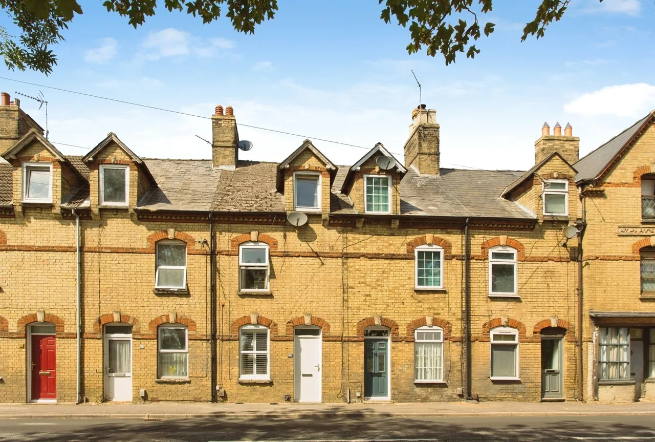 3 bed house for sale — Hartford Road, Huntingdon
