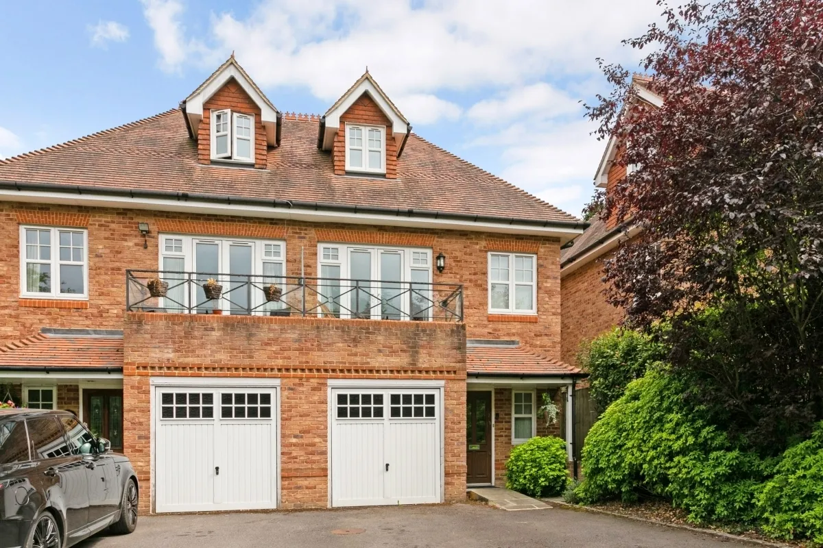 Dorney Wood Road, Burnham, SL1, photo 18