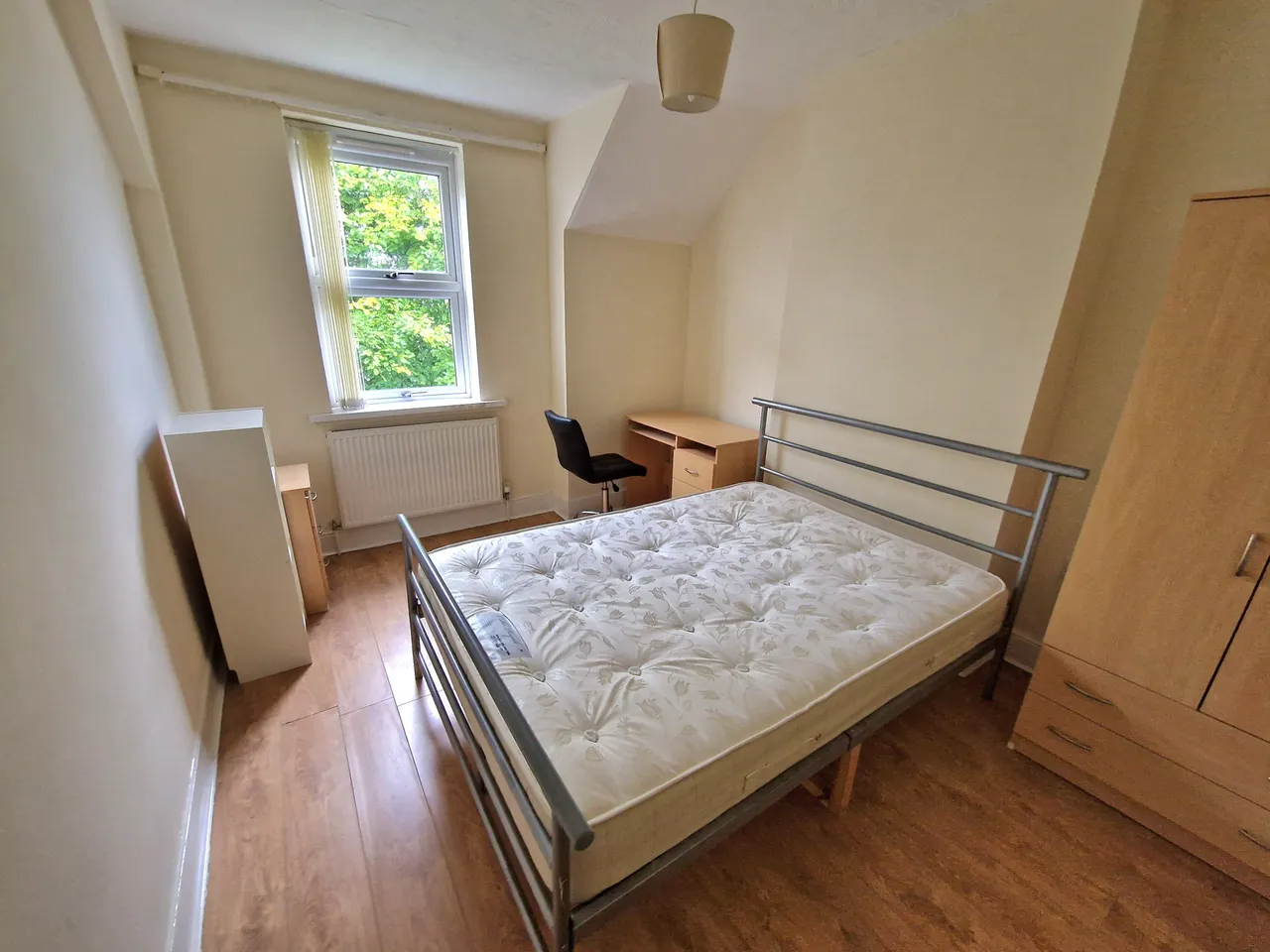 Harborne Lane, Selly Oak, B29, photo 8