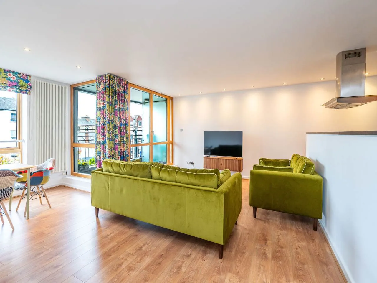 Gardners Crescent, Edinburgh, EH3, photo 3