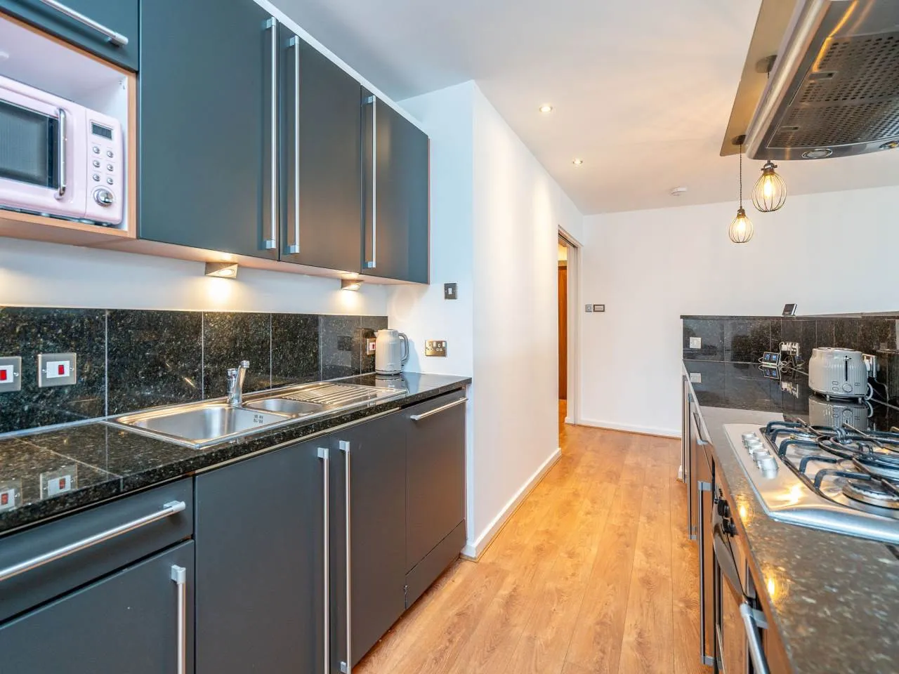 Gardners Crescent, Edinburgh, EH3, photo 8