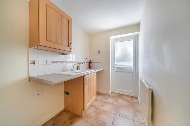 Foxglove Way, Thatcham, RG18, photo 18