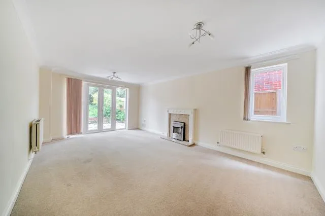 Foxglove Way, Thatcham, RG18, photo 4