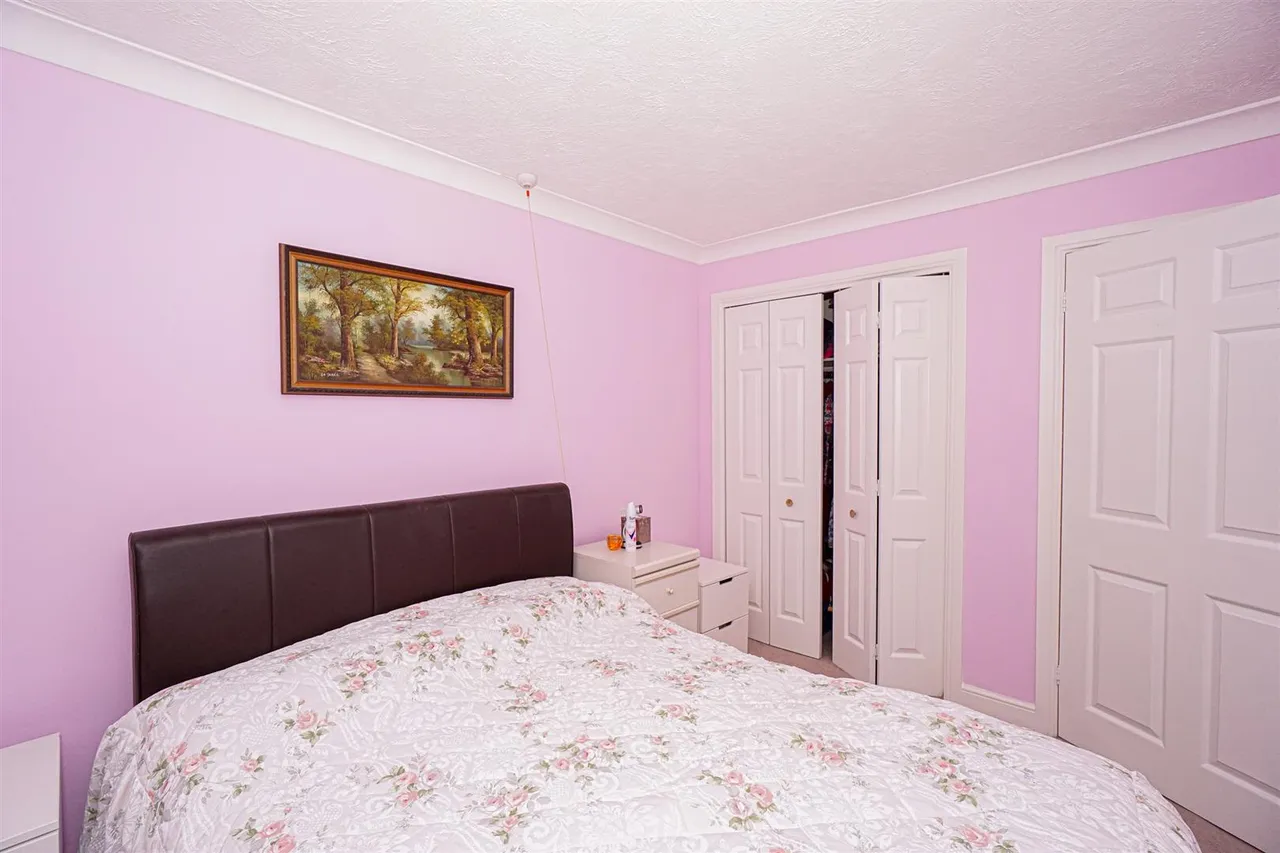 St. Helens Crescent, Hastings, photo 9