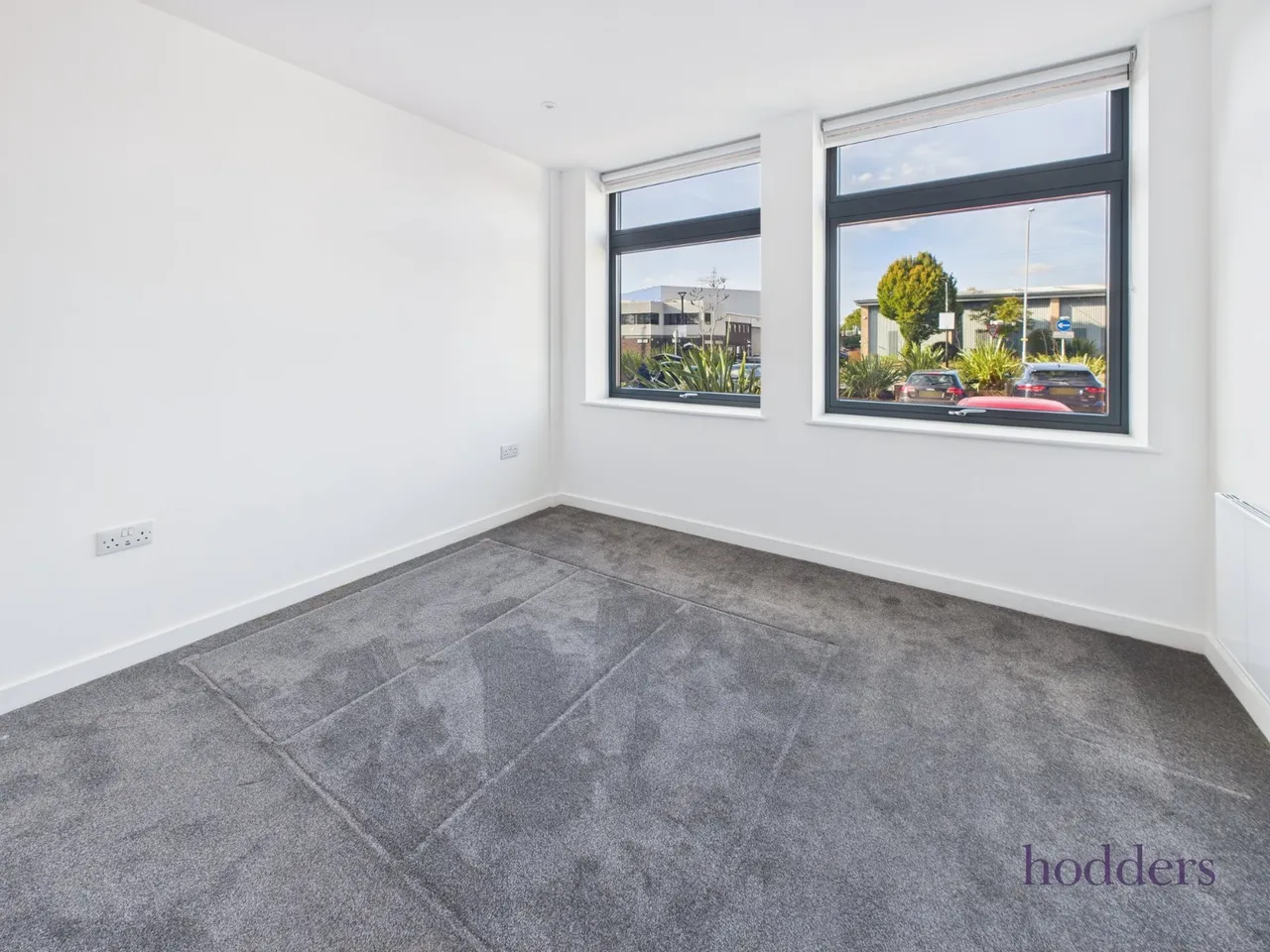 London Road, Staines-upon-Thames, TW18, photo 4