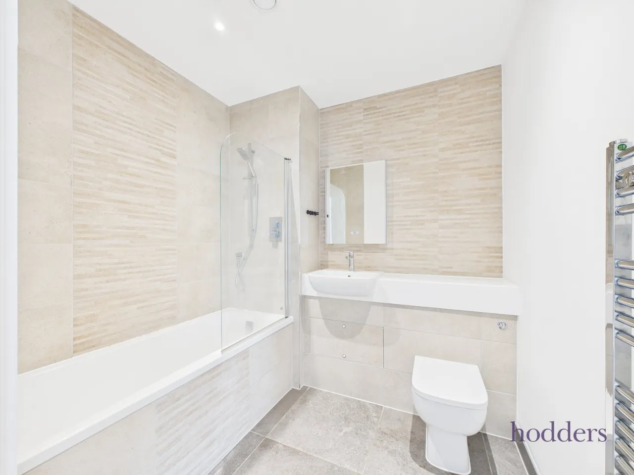 London Road, Staines-upon-Thames, TW18, photo 5