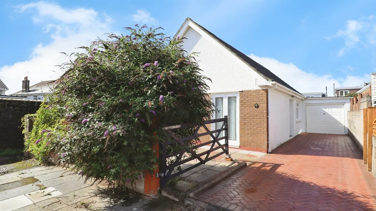 Hazel Close, Porthcawl, CF36, photo 17