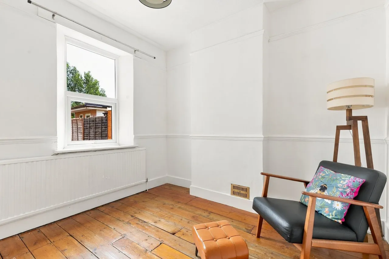Woodthorpe Road, Ashford, TW15, photo 8